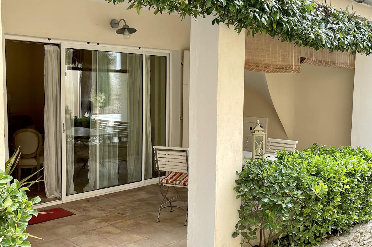 Spacious holiday rental in the heart of Provence 1