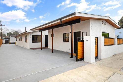 Spacious w/2BR 1bath - near DTLA East Los Angeles 1