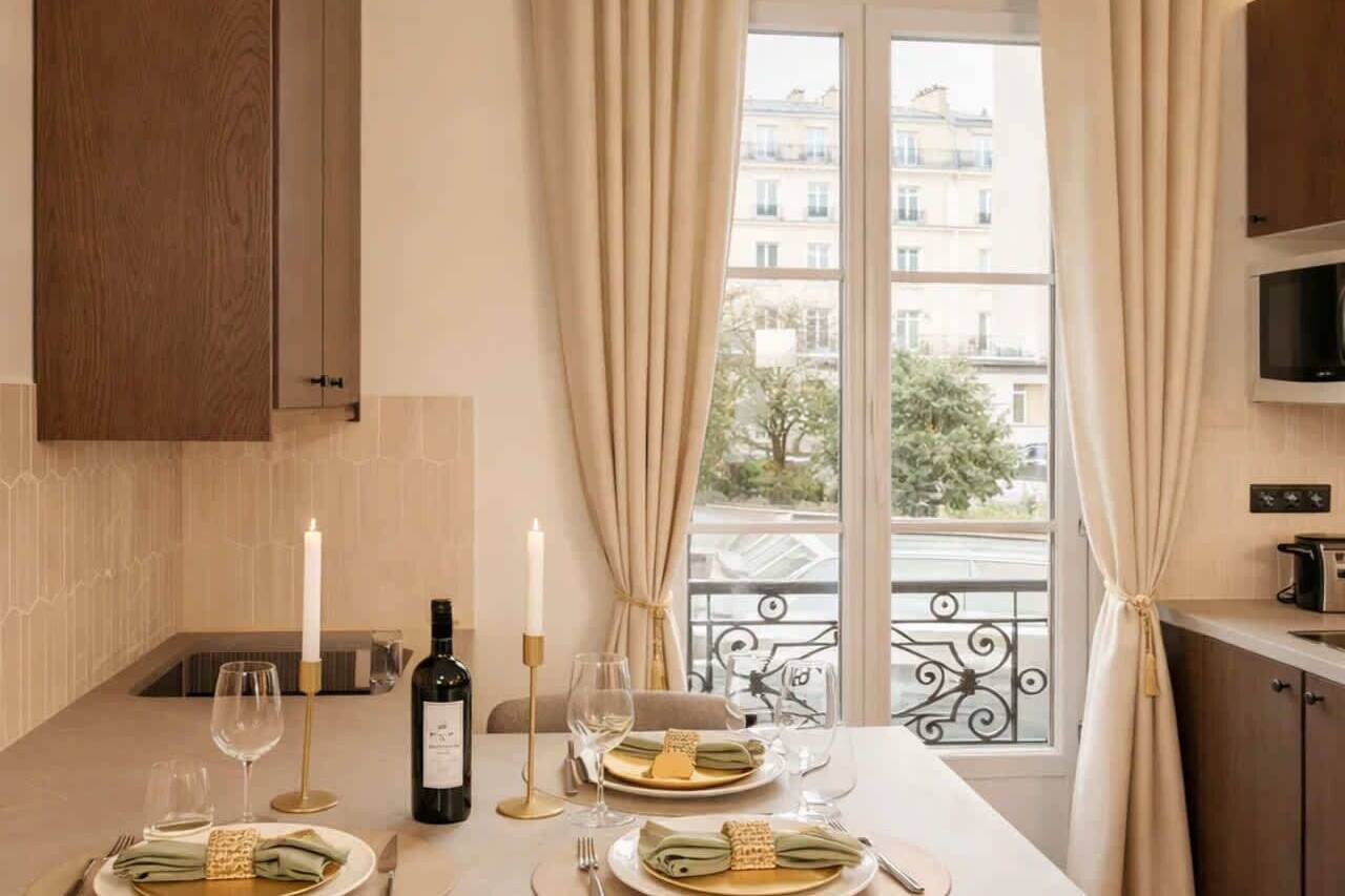 Splendid apartment near Bercy 1