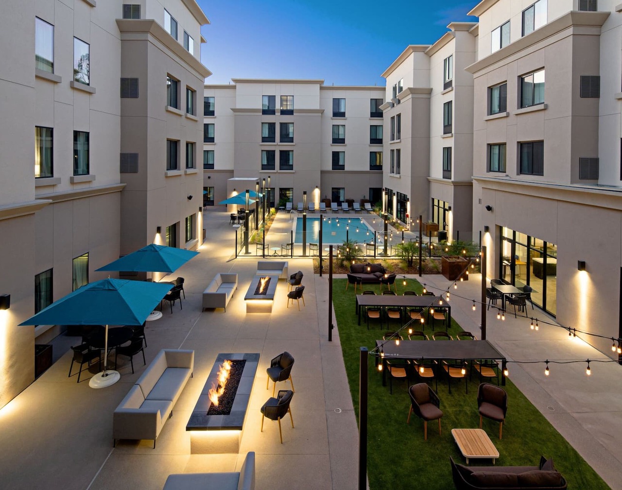 SpringHill Suites by Marriott Valencia 1
