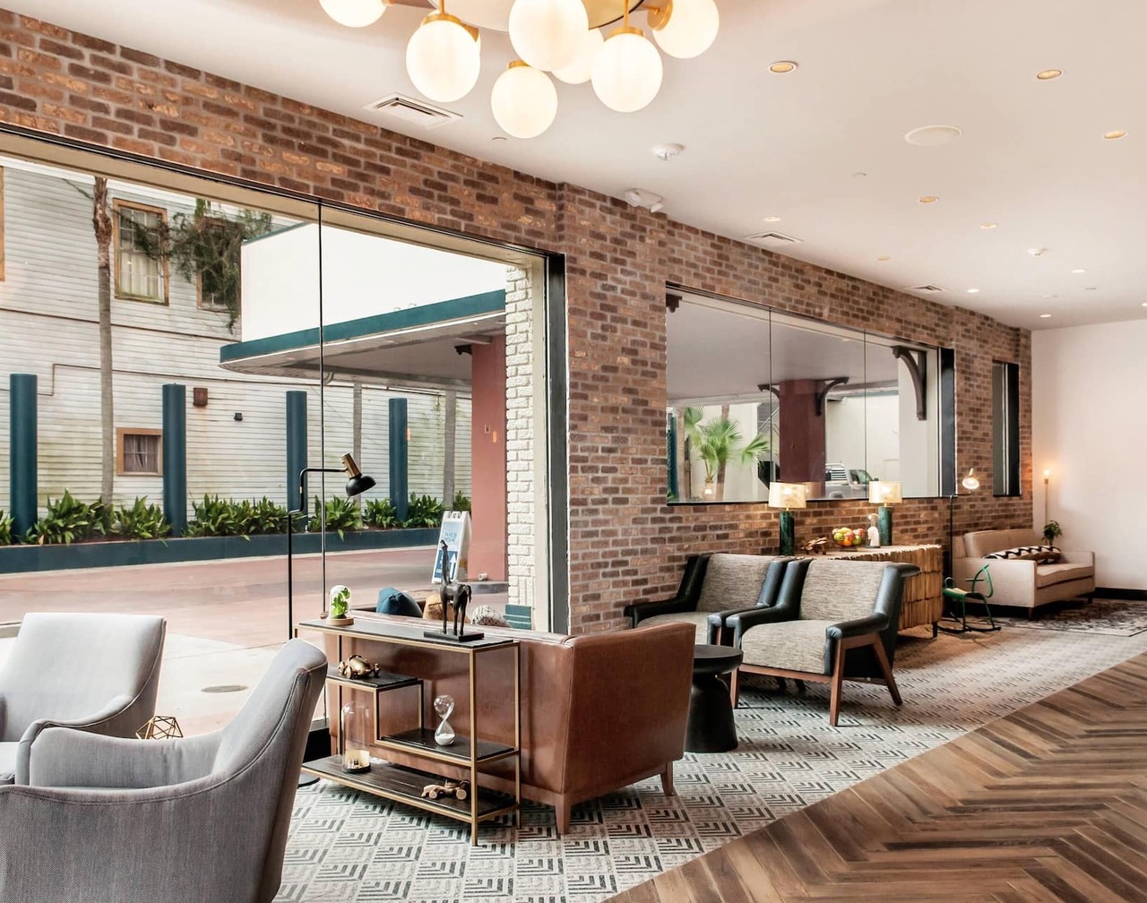 St Charles Coach House, an Ascend Collection Hotel 1