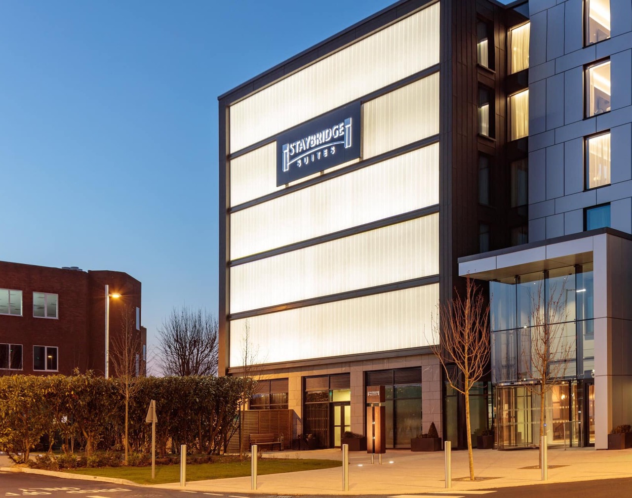 Staybridge Suites London Heathrow - Bath Road by IHG 1
