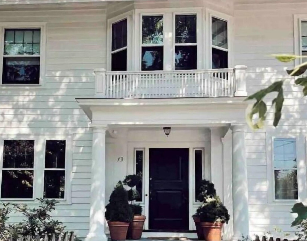 Step into History, Stay Close to Downtown! 1