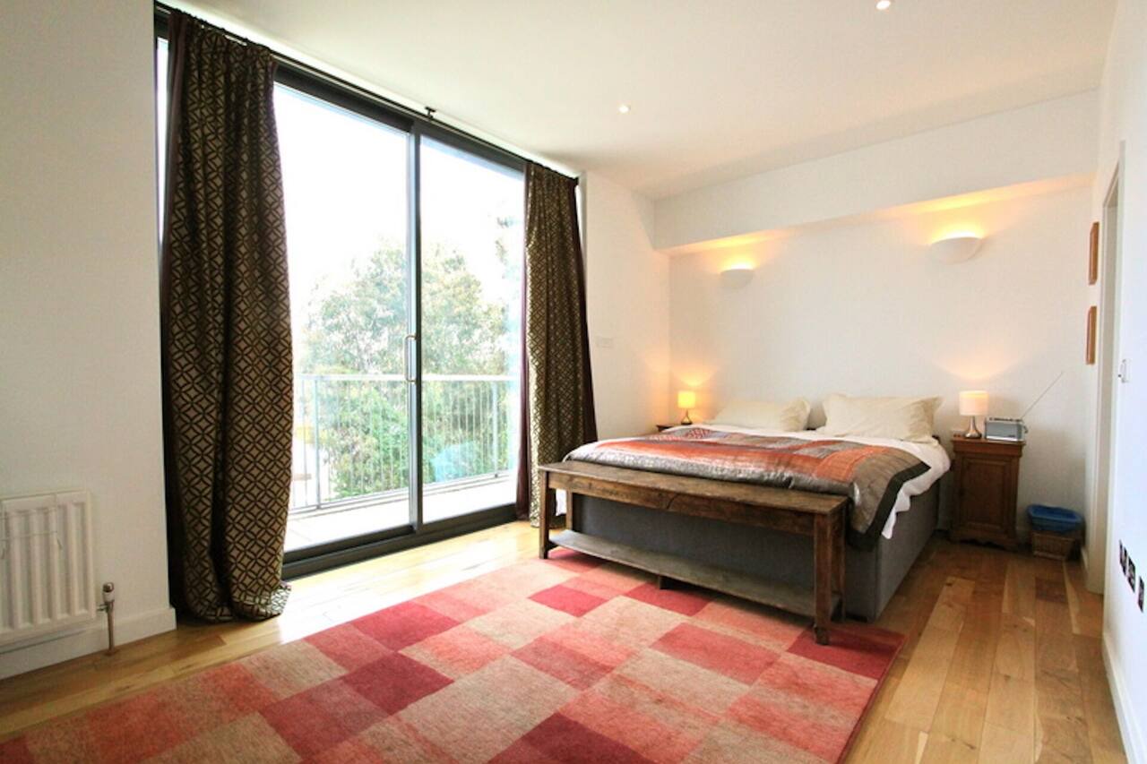 Stunning Penthouse with views of the London Eye - 2BR, 2BR 1