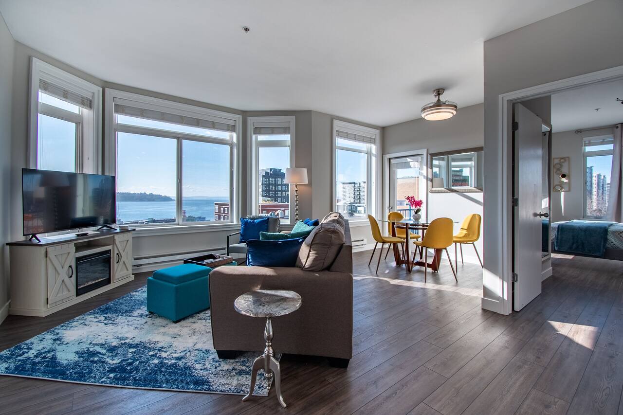Stunning Waterview Condo in the Heart of Seattle! 1