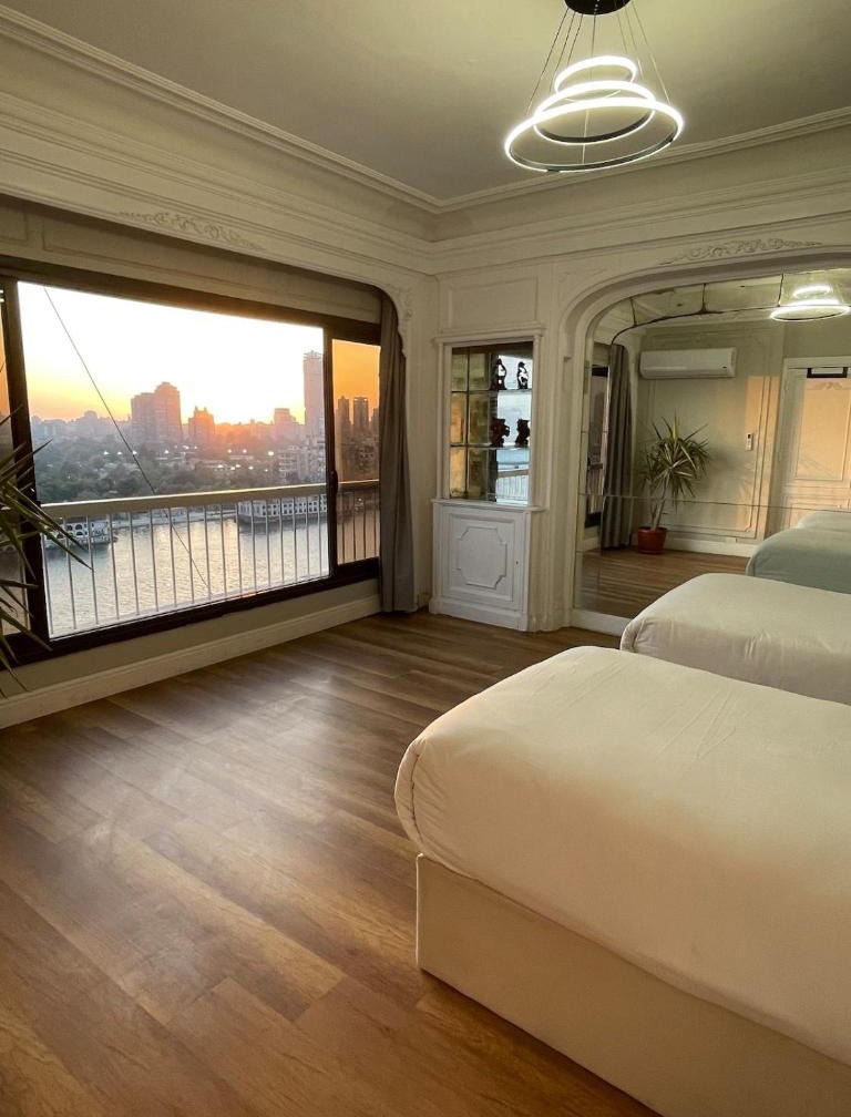Stylish 3BR Apartment with Stunning Nile View 1