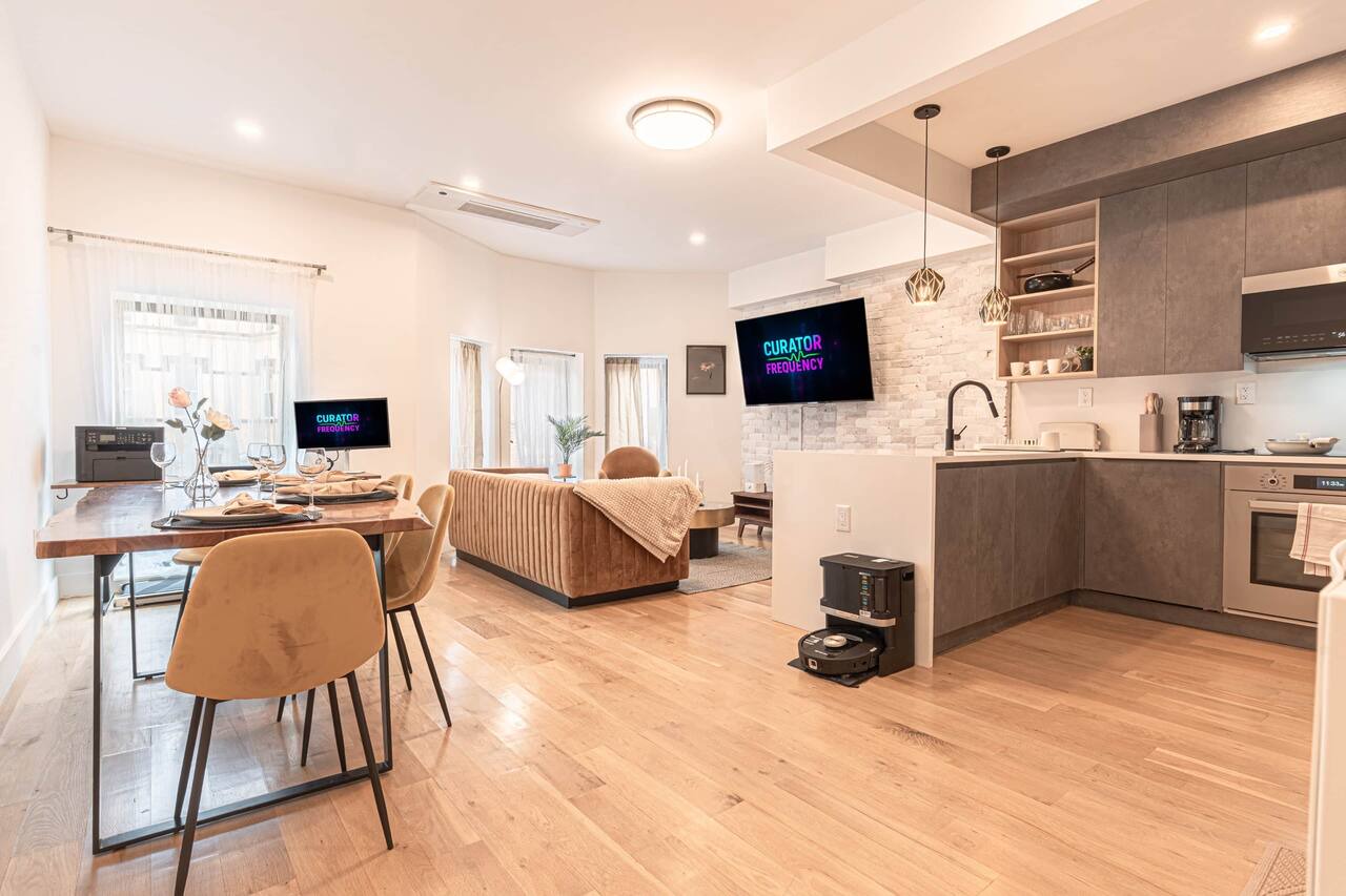 Stylish & Renovated 2Bd/2Ba+W/D&Balcony (Spacious) 1