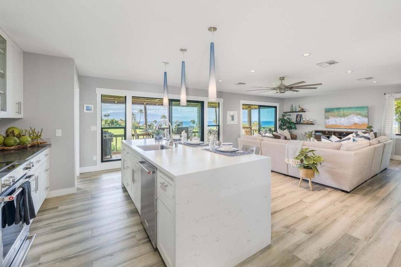 SUMMER SALE! Modern Luxury Condo Near Beach - Kaanapali Plantation 11 1