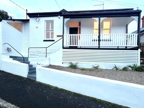 Tamalin Cottage - A West Hobart Gem 1