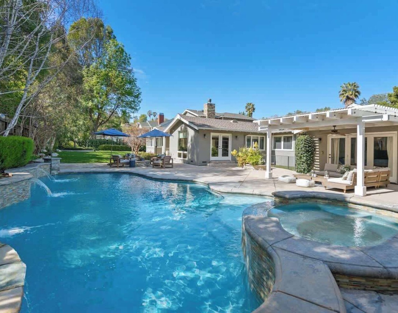 Tarzana 1BR ADU | Pool, Hot Tub & Fire Pit | C&C 1