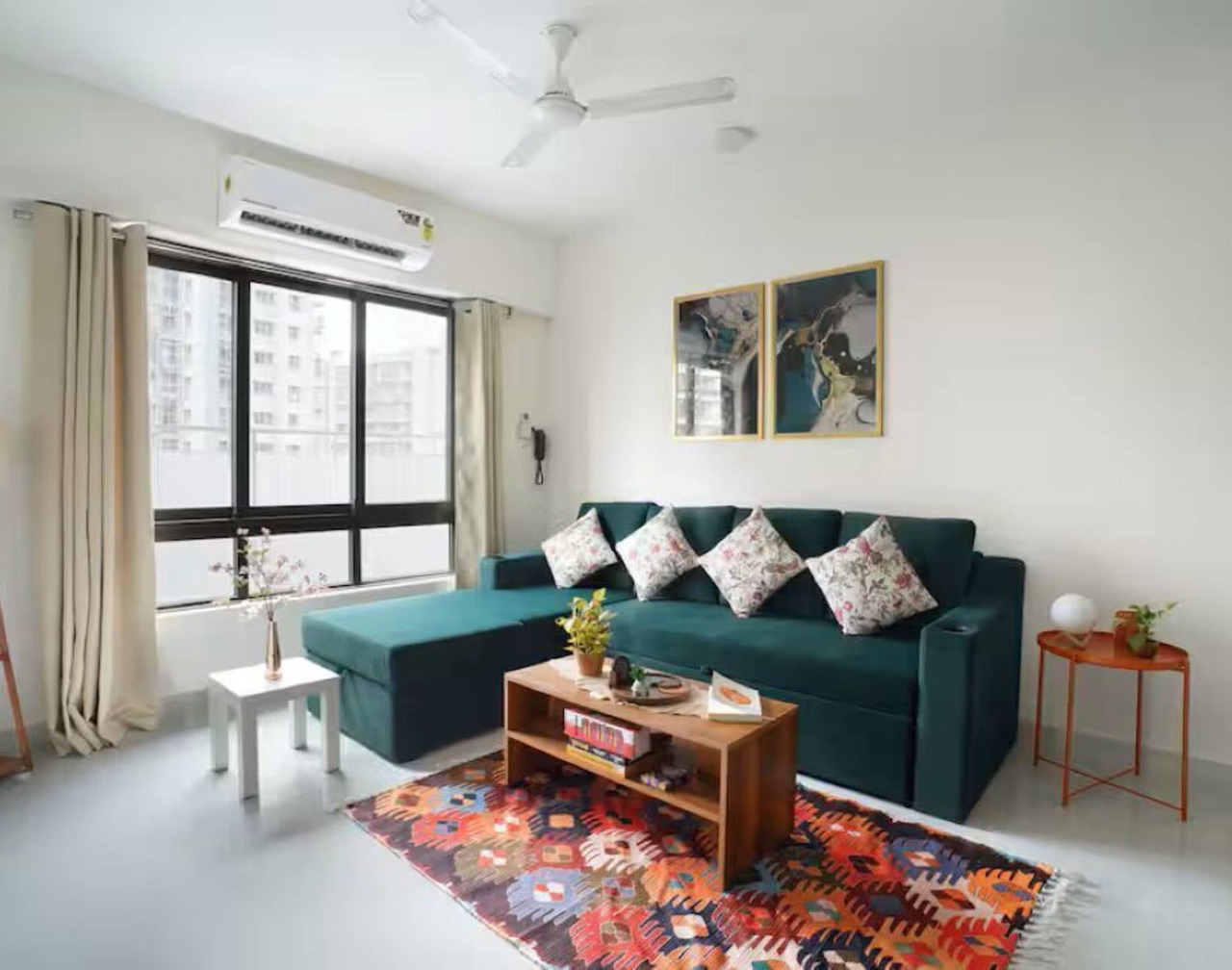 The Emerald Bloom, 2BHK Apt near Airport,Bkc&NMACC 1