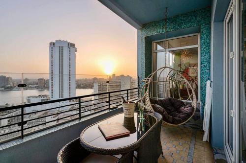 The Magnificent Retro Nile Loft/Zamalek View 1