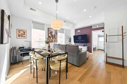 The McCaul Spacious Suite Near Chinatown 1