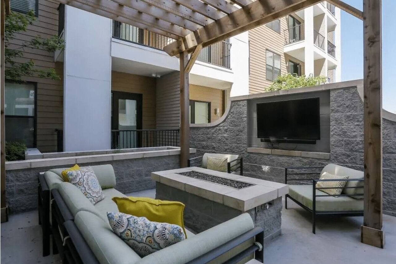 The Nash Luxe- In the heart of Nashville 1