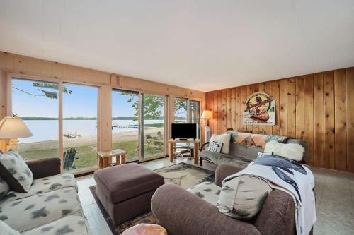 The Summer Cabin 1