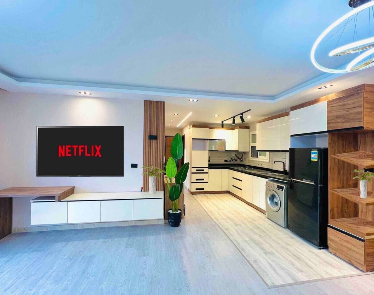 The Tower View 3BR Luxury Apt 1
