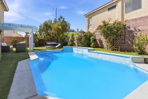 The Vegas Villa 1
