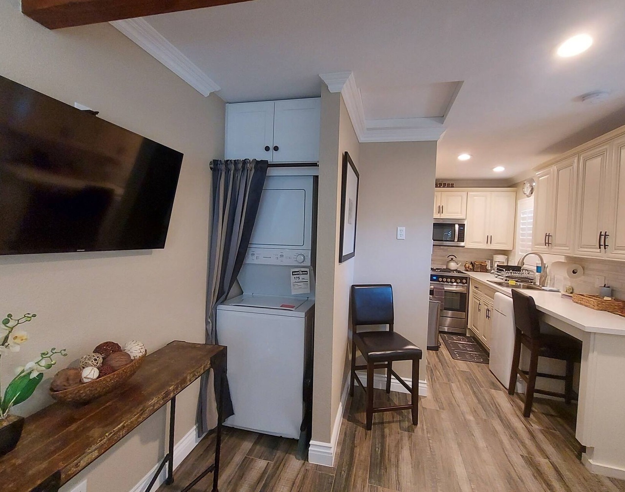 Tiny Studio 1