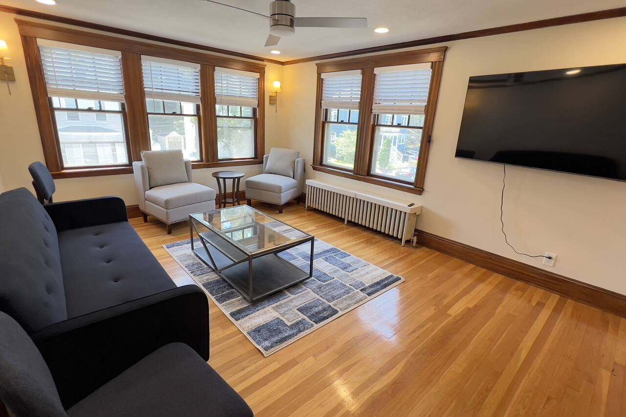 Tranquil Renovated 3BR Allston Condo + Parking , Close to Harvard/BU/BC/MIT! 1
