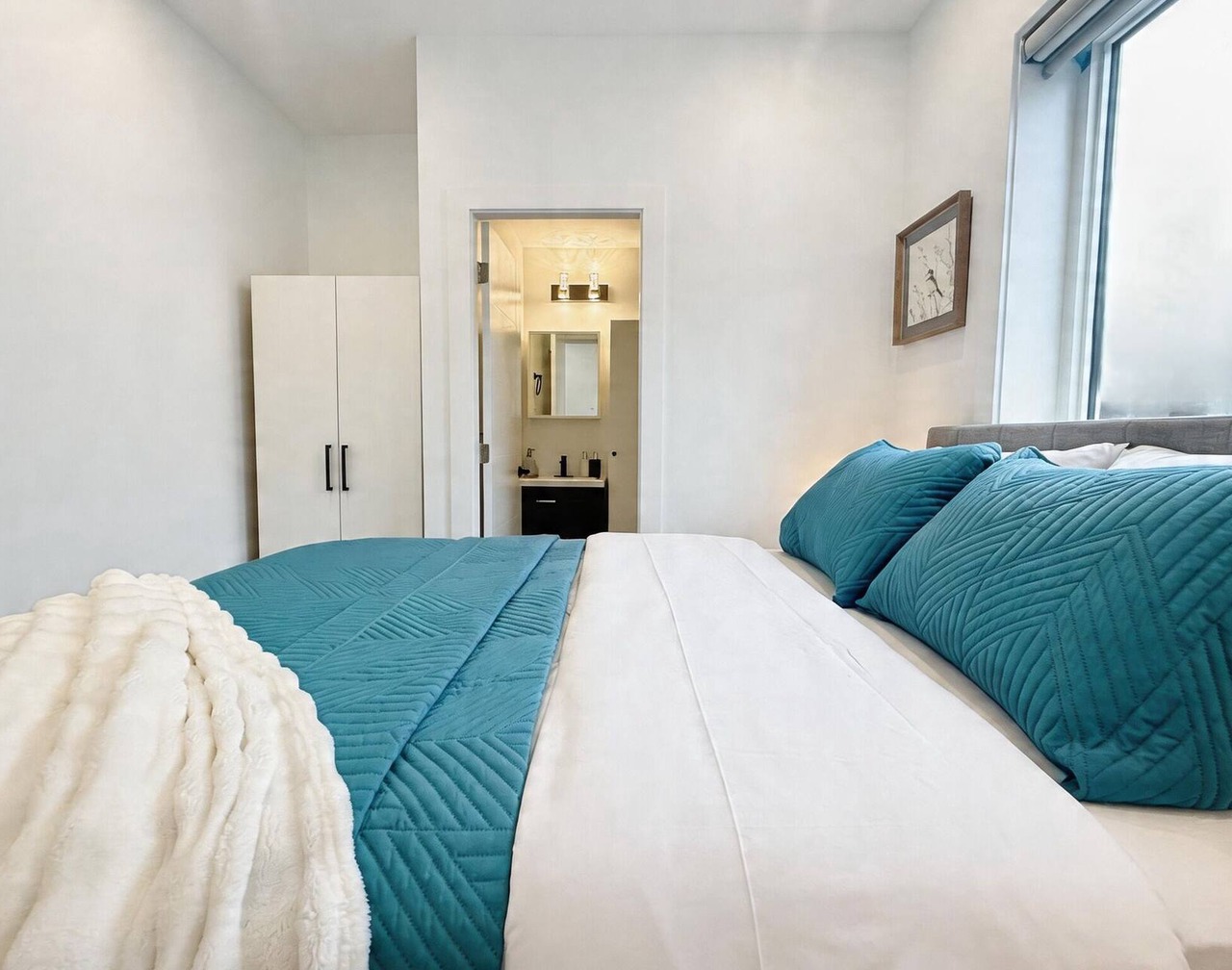 Vancouver Katherine 2BD 2BA Laneway Home 1