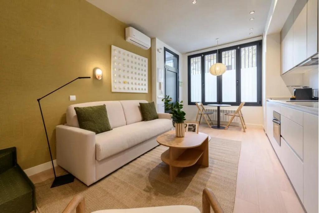 Victoria Chic Suites 06 1