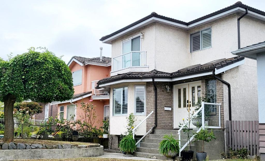 Vivi's Home 1