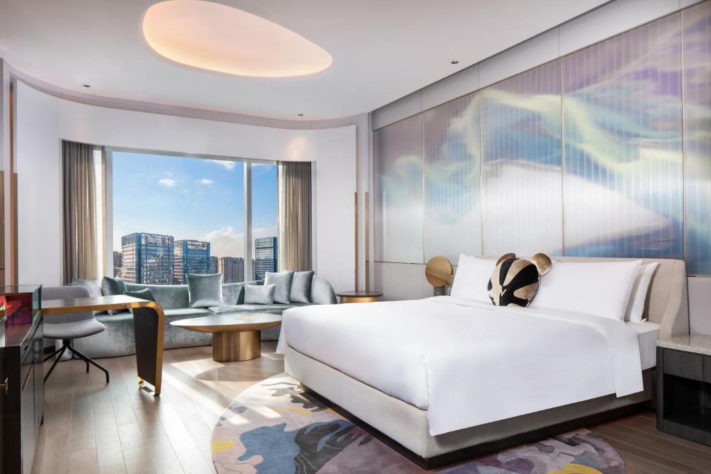 W Chengdu 1