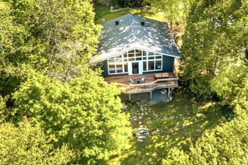 Waterfront Haliburton, All Season, Fully Equipped Cottage! #STR-25-00252 1