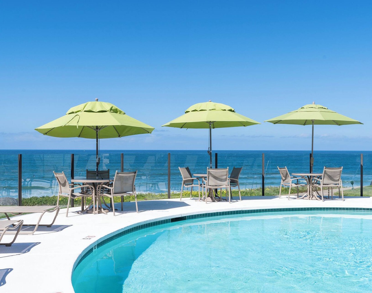 Wave Crest Resort 1