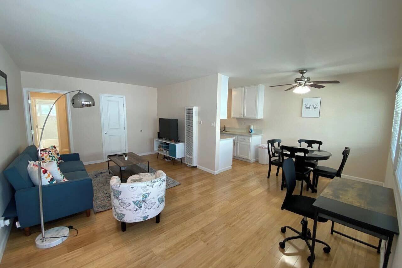 Westside turnkey 2 bd apt #7 1