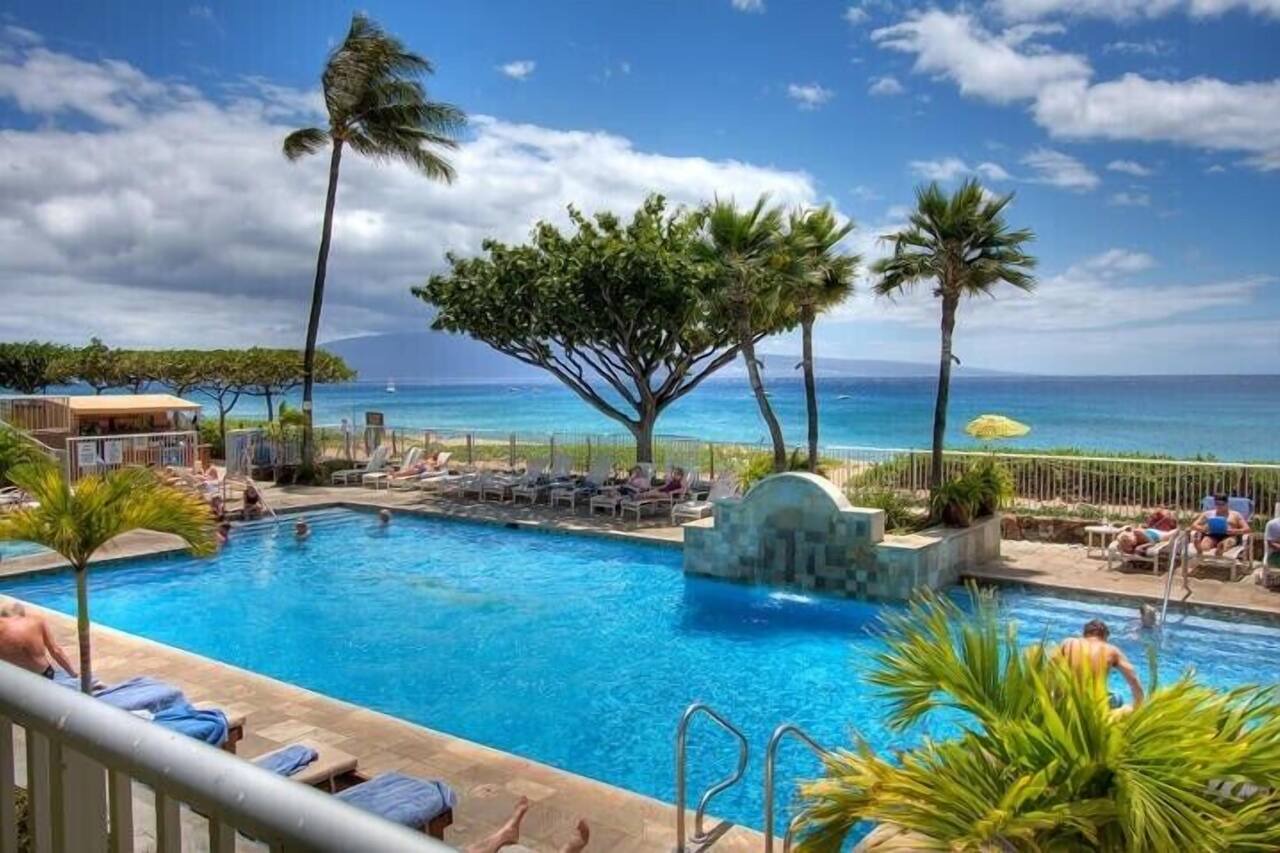 Whaler 1052 Direct Oceanfront 2-Bedroom Corner Unit 1