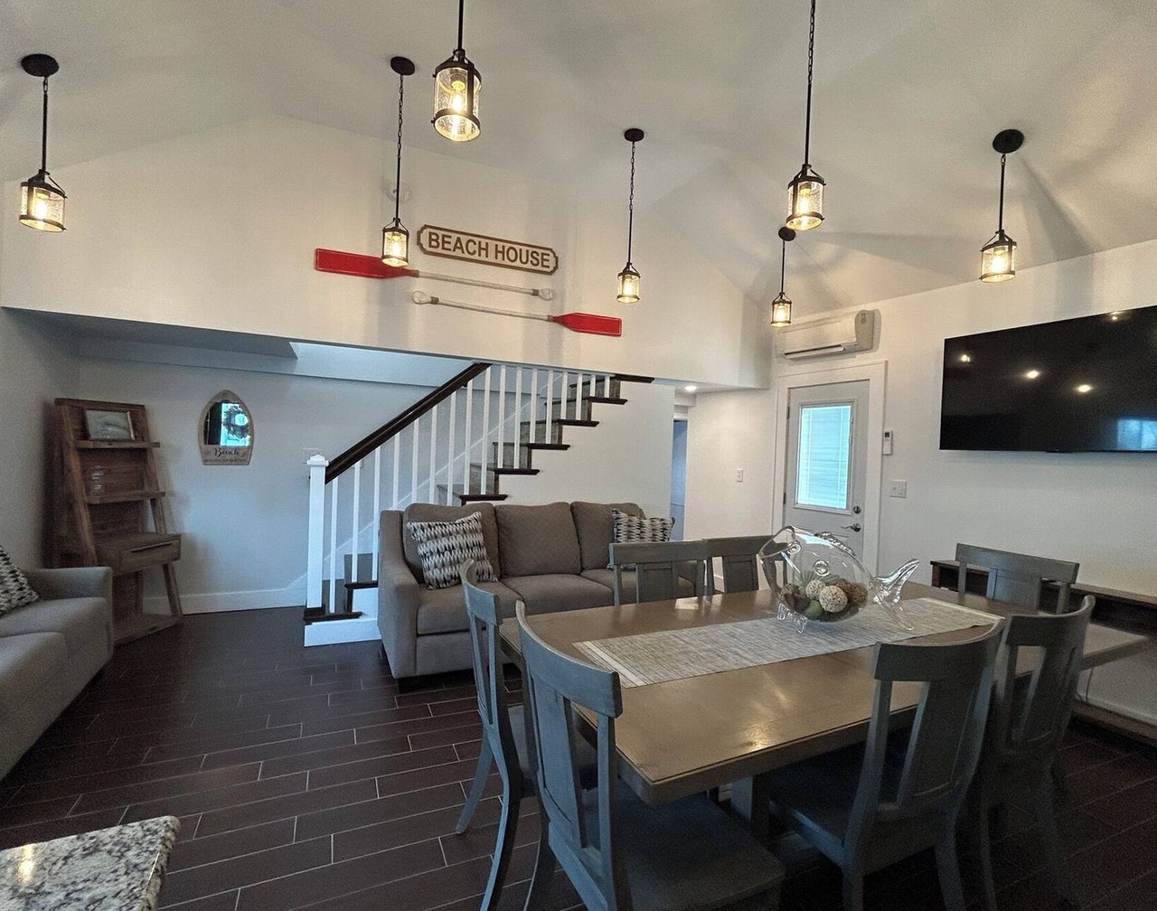 Wonderful 4-bedroom apartment with AC in peaceful Saco 1