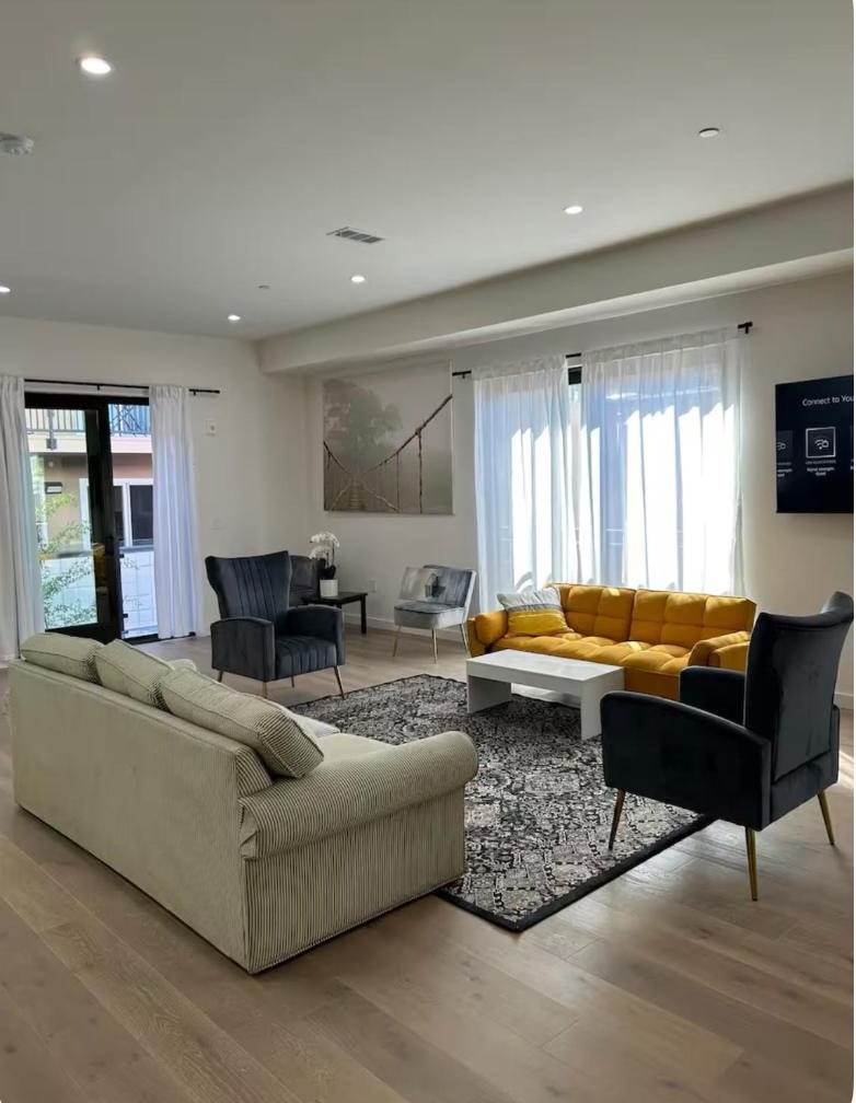 Woodside Condos unit 914 1