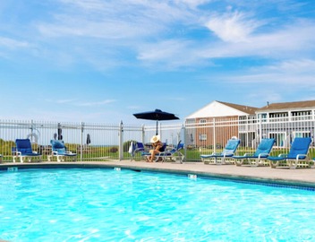 1 Bedroom Condo, Dennis Port, Edgewater Beach Resort! 5