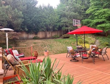 1 BR in a Lakeview House Near Redmond DT 4