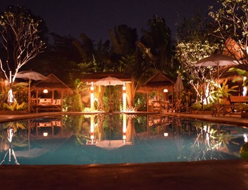 #1 DRAMATIC BUNGALOW WITH 2 SALT WATER POOLS AND WATERFALLS 5
