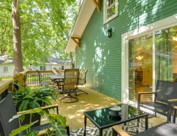 < 1 Mi to MSU! Updated Springfield House w/Deck 3