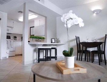 108 | Resort-Style Scottsdale Living for Short or Long Stays 2