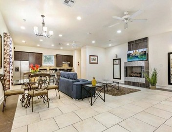 15% OFF Monthly |10% OFF Weekly-Carondelet Street Cozy Condos 5