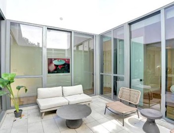 17WEST Spacious 3BR Apartment with Balcony -516 5