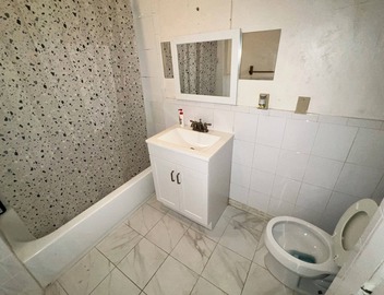 184 Heath St 4