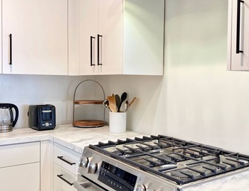 1bd/1ba - Perfect downtown location 4