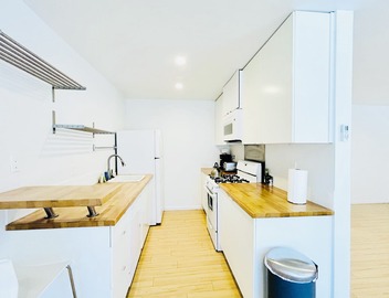 1BR Apt in Culver City by Just Bring Your Toothbrush 2