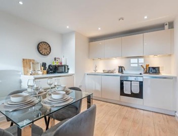 1BR Sleeps 6 - Secure Parking - 15 Mins to Ctrl London 3