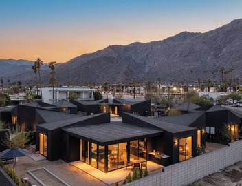 2 4BR Villas | Sleeps 16 | Blackhaus by AvantStay 5