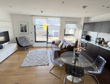 2-bed Apt, Sleeps 7, 5 Mins to Camden Market 2