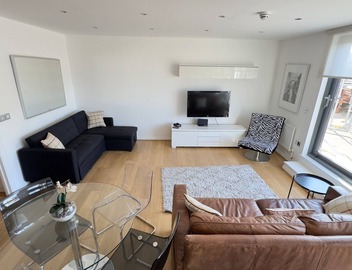 2-bed Apt, Sleeps 7, 5 Mins to Camden Market 4