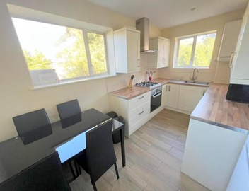 2-bed Flat - Wallington - 6min walk to station 5