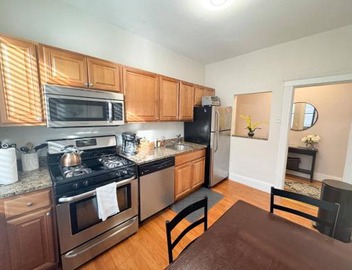 2 bed, in unit laundry, Boston College, balcony 5