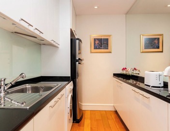 2 Bed Serviced Modern Oriental SkyVilla 4